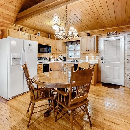 Villa Hills Hideaway Sevierville Exterior foto